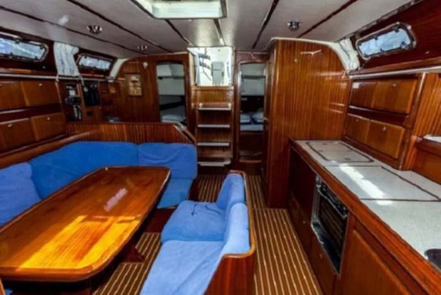 Bavaria 42 Cruiser, Trogir