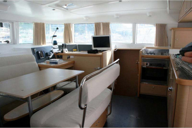 Lagoon 440 (2008), Trogir