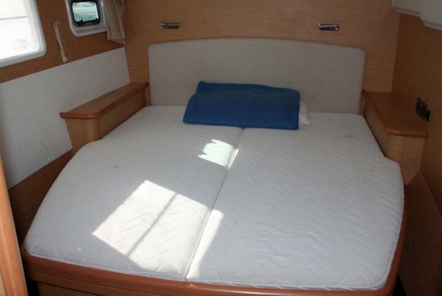 Lagoon 440 (2008), Trogir