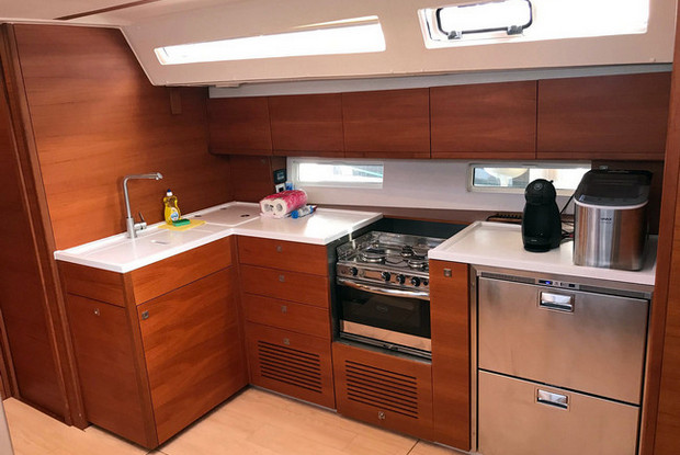 More 55, Kaštela-Split