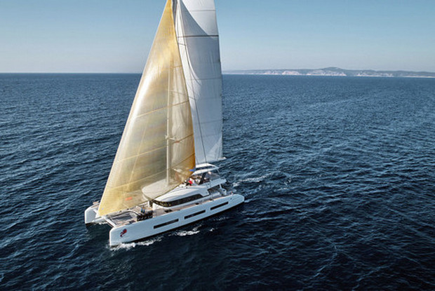 Lagoon Seventy 7, Split