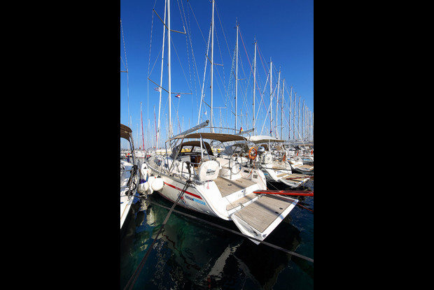 Bavaria Cruiser 41 - 3 cab., Pula