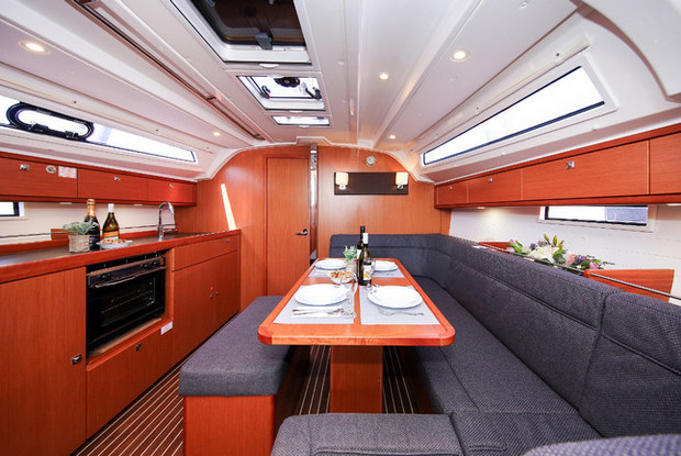 Bavaria Cruiser 41 - 3 cab., Pula