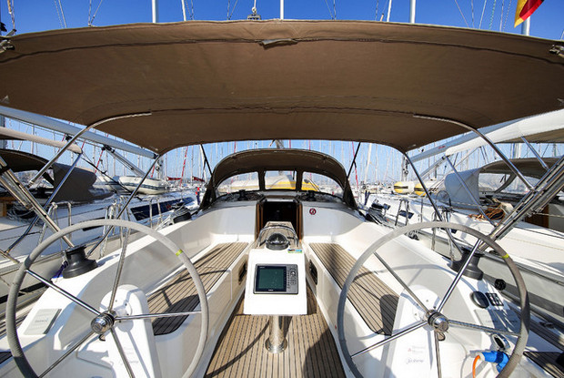 Bavaria Cruiser 41 - 3 cab., Pula