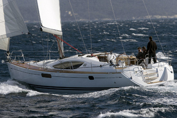 Sun Odyssey 50DS, Betina