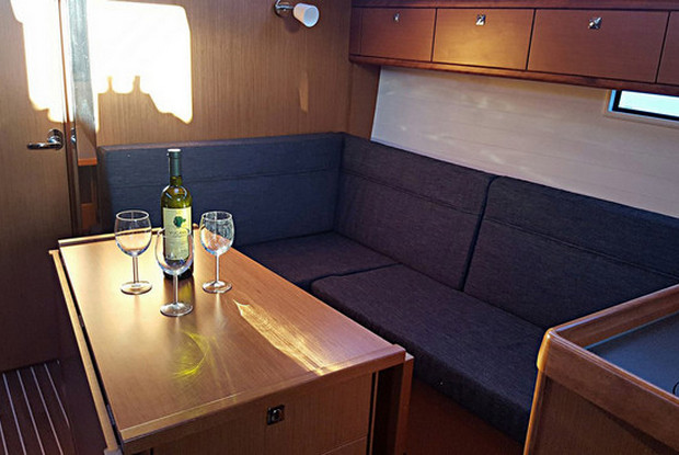 Bavaria Cruiser 37 - 3 cab., Novi Vinodolski