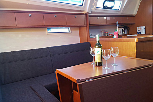 Bavaria Cruiser 37 - 3 cab., Novi Vinodolski