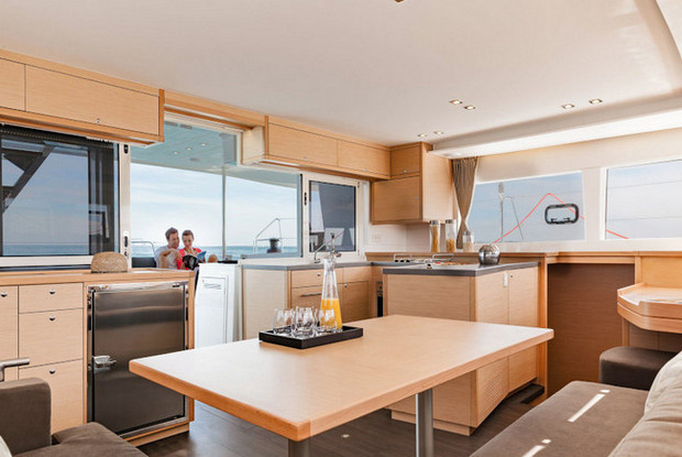 Lagoon 450  Flybridge, Alimos