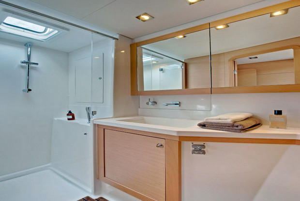 Lagoon 450  Flybridge, Alimos