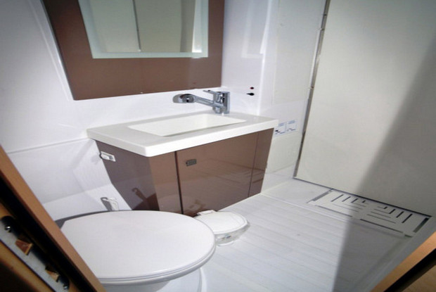 Astréa 42, Kallithea