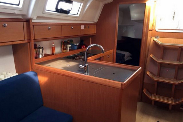 Bavaria Cruiser 37 - 3 cab., Pula