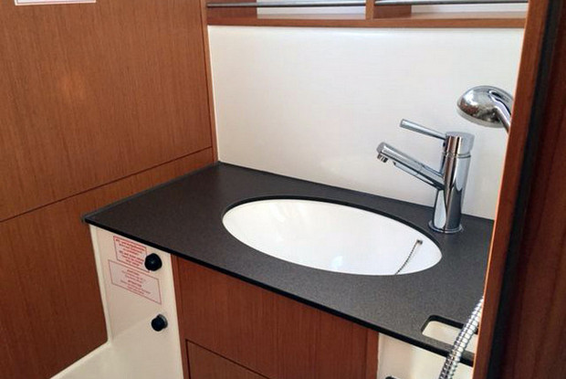 Bavaria Cruiser 37 - 3 cab., Pula