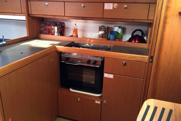 Bavaria Cruiser 37 - 3 cab., Pula