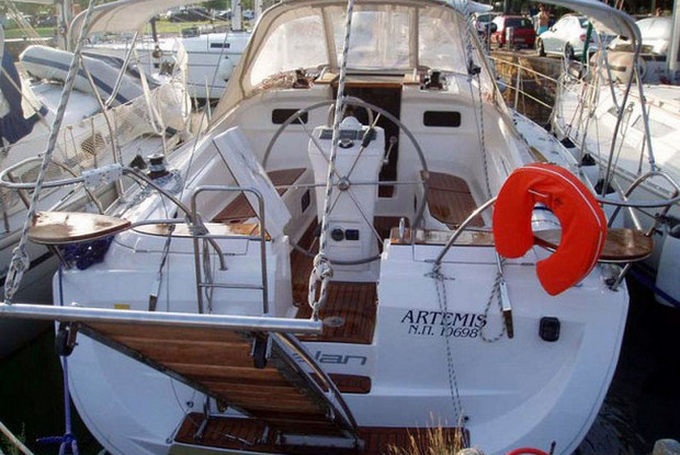 Elan 384 Impression, Kos