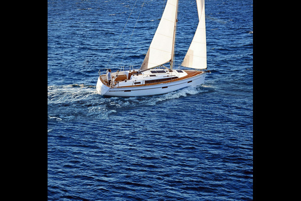 Bavaria Cruiser 37 - 3 cab., Jezera