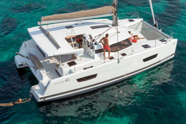 Fountaine Pajot Lucia 40 - 4 cab., Murter