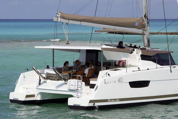 Fountaine Pajot Lucia 40 - 4 cab., Murter