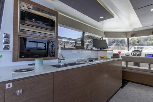 Fountaine Pajot MY 37, Trogir