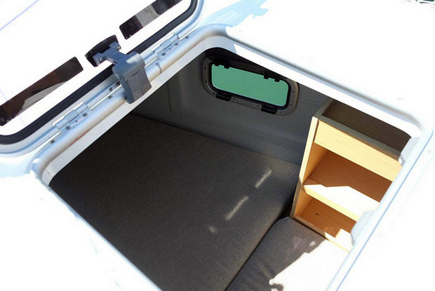 Lagoon 400 S2 - 4 + 2 cab., Pula