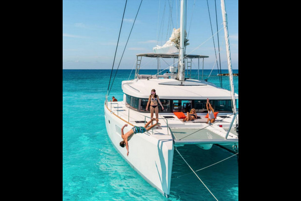 Lagoon 52 F - 6 + 2 cab., Lefkada