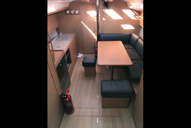 Dufour 390 GL, Alimos