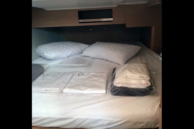 Dufour 390 GL, Alimos