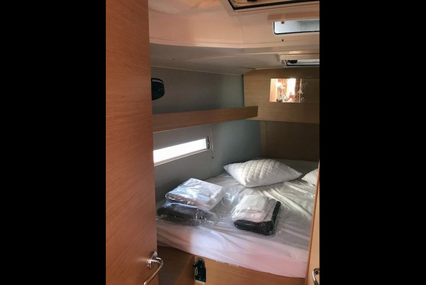 Dufour 390 GL, Alimos