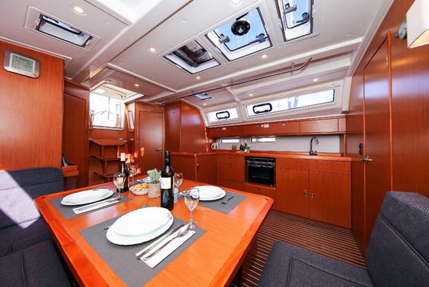 Bavaria Cruiser 46 - 4 cab., Pula