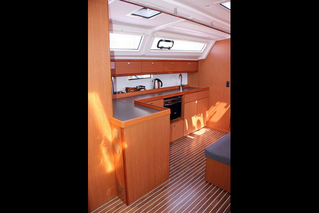 Bavaria Cruiser 46 - 4 cab., Jezera