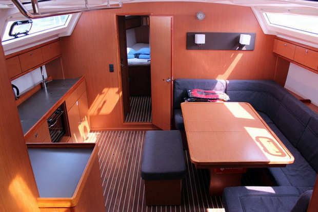 Bavaria Cruiser 46 - 4 cab., Jezera