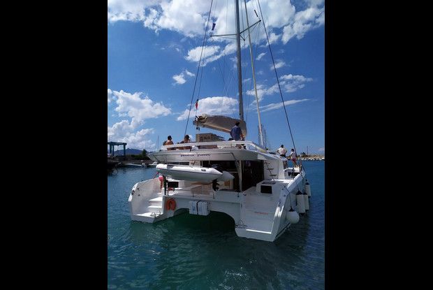 Dufour 48 Catamaran - 5 + 1 cab., Marsala