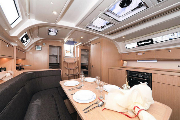 Bavaria Cruiser 41 - 3 cab., Murter