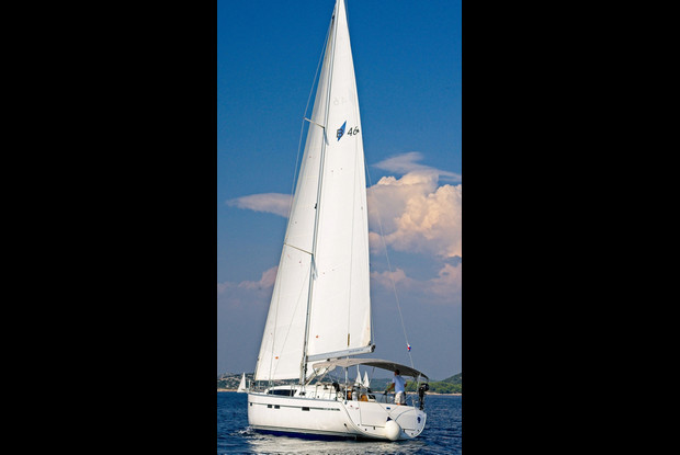 Bavaria Cruiser 46 - 4 cab., Murter