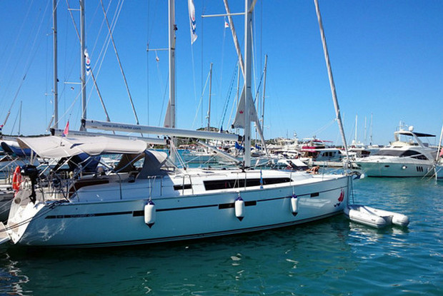 Bavaria Cruiser 46 - 4 cab., Murter
