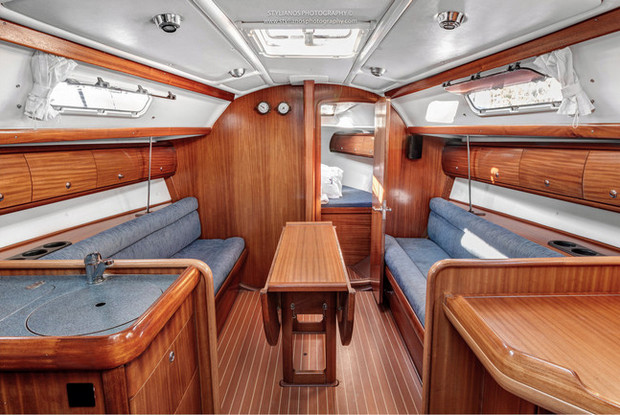 Bavaria 32, Palairos