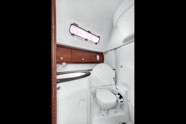 Bavaria 33, Palairos