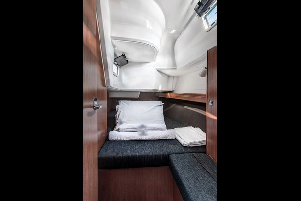 Bavaria Cruiser 37 - 3 cab., Kontokali-Corfu