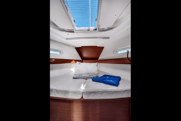 Sun Odyssey 449, Palairos