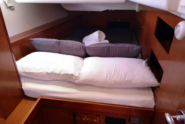 Oceanis 50 - 5 + 1 cab., Alimos