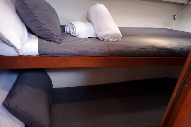 Oceanis 50 - 5 + 1 cab., Alimos