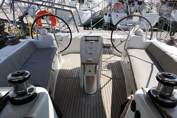 Oceanis 50 - 5 + 1 cab., Alimos