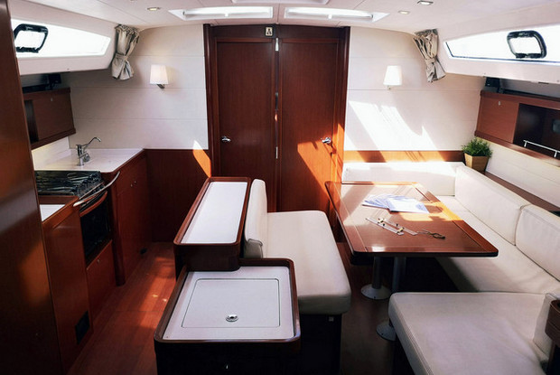 Oceanis 50 - 5 + 1 cab., Alimos