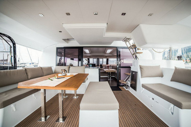 Fountaine Pajot Saba 50 - 6 + 1 cab., Trogir