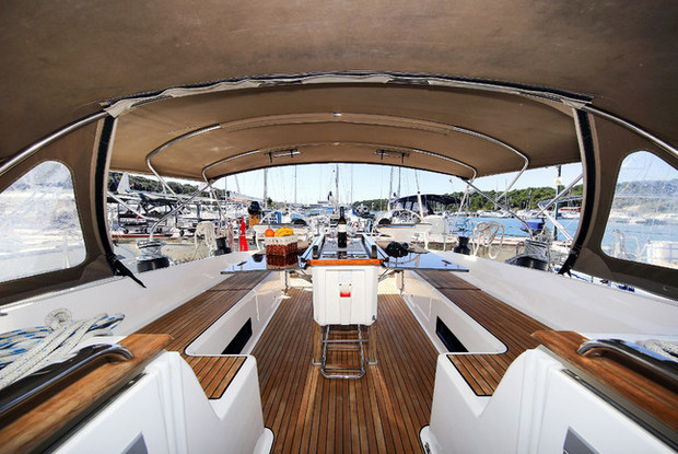 Bavaria Cruiser 56 - 5 + 1 cab., Pula