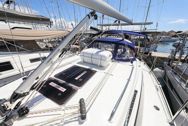 Bavaria Cruiser 34, Jezera