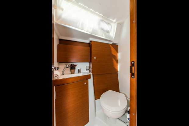 Oceanis 38.1, Biograd na Moru