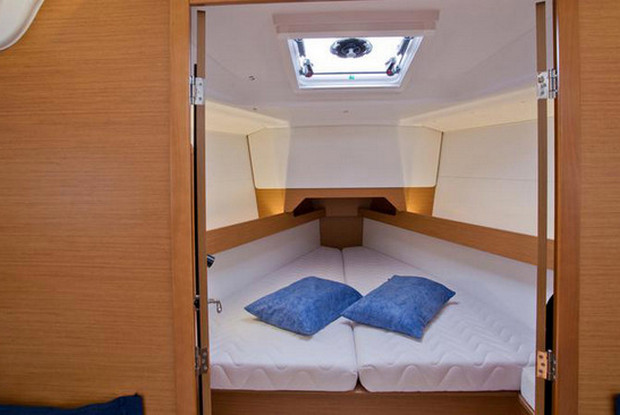 Sun Odyssey 349, Pula