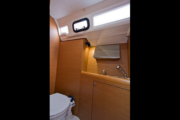 Sun Odyssey 349, Pula