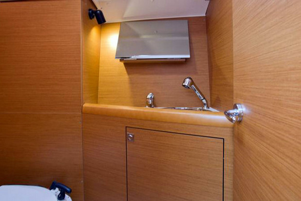 Sun Odyssey 349, Pula