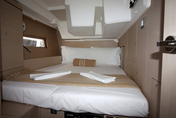 Oceanis 46.1 (5 cab), Salerno